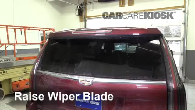 2016 Cadillac Escalade ESV Luxury 6.2L V8 FlexFuel Escobillas de limpiaparabrisas trasero Cambiar escobillas de limpiaparabrisas